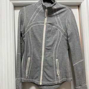 Lululemon Athletica Gray Ski Jacket with White Zipper